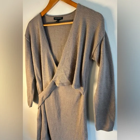 Banana Republic Women’s Long Sleeve Top Wrap Around Sweater Midi Dress Sz S EUC - Picture 4 of 8